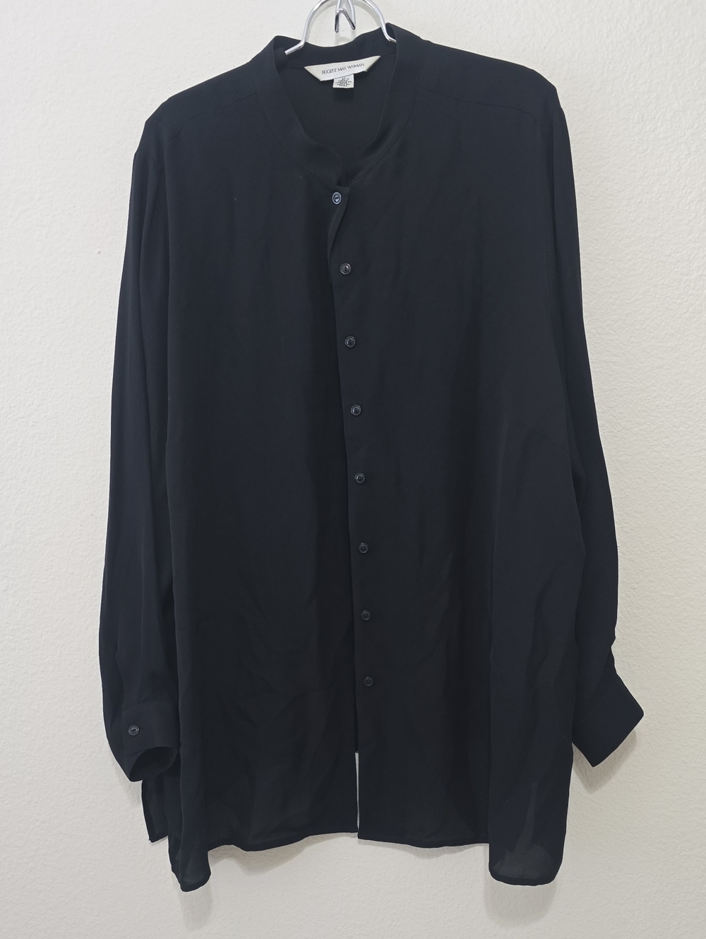 August Max Womam Black Band-Collar Button Front Blouse 2X